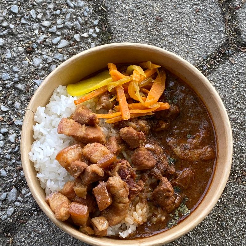 禁断のあいがけ(mama curry)