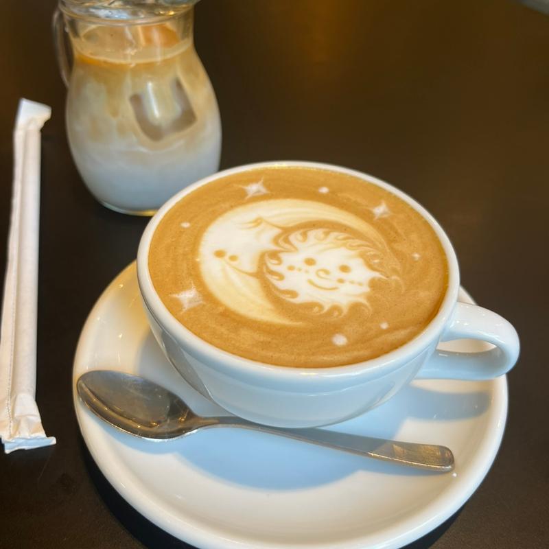 カフェオレ(LOAF Bakery（ローフ ベーカリー）)