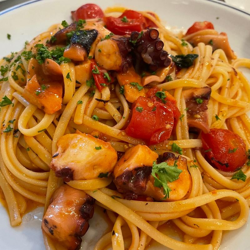 タコとトマトのパスタ(チーロ)