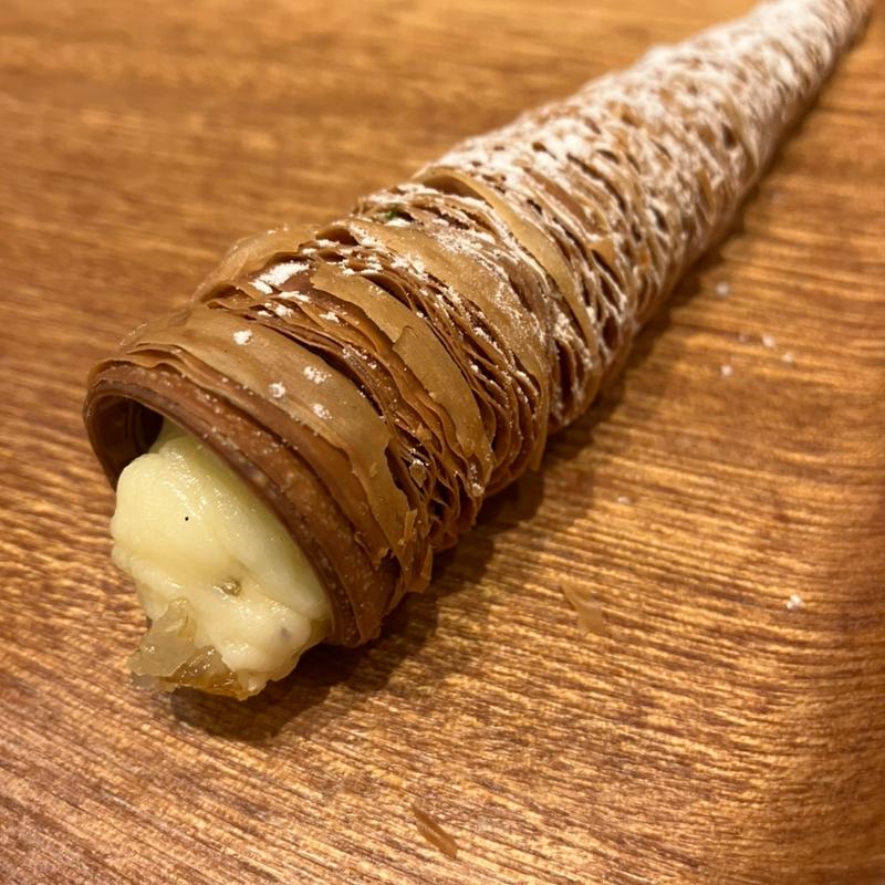 クロワッサンコロネレモンクリーム(BOUL'ANGE(ブール アンジュ) 大同生命札幌ビル店)