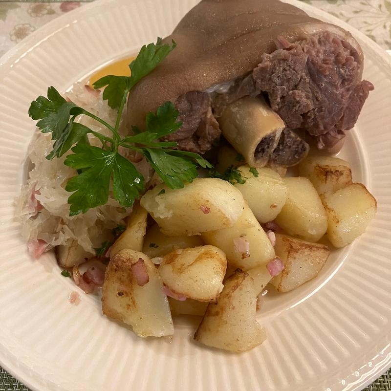 アイスバイン(欧風料理 華)