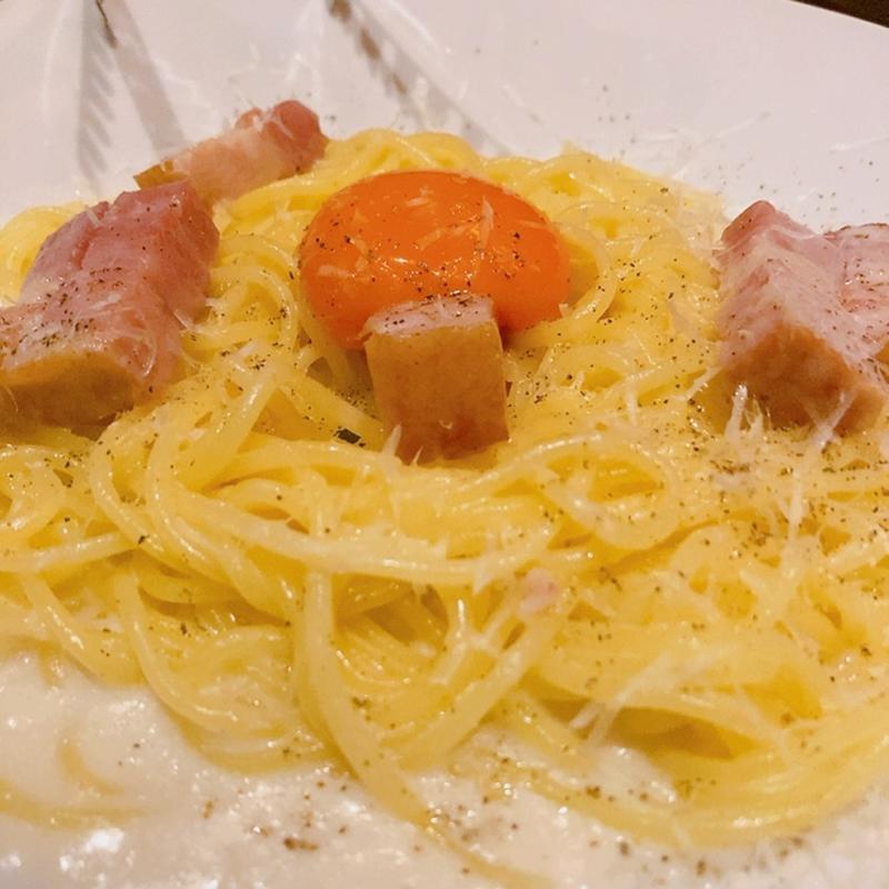 濃厚チーズのカルボナーラ濃厚卵添え(goodspoon シミントひろしま店)