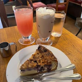 ブルーベリークランブルチーズケーキ(cafe GOTO)
