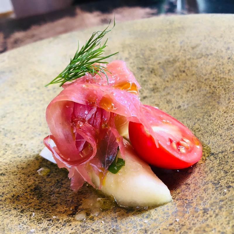 生ハムとラフランスのカプレーゼ仕立て(イン ザ ムーン （IN THE MOON）)