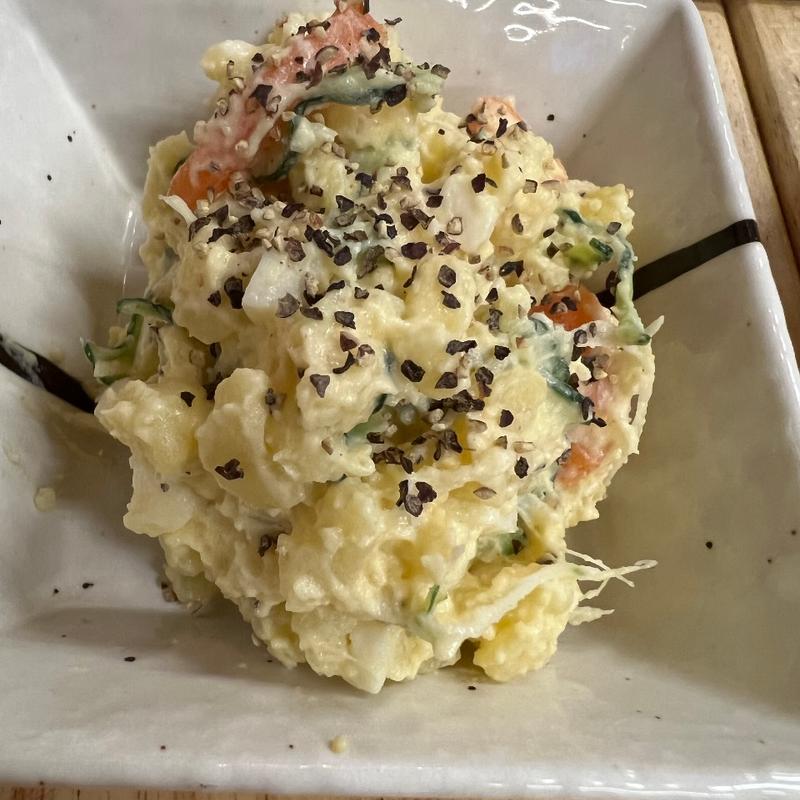 ポテトサラダ(もつ焼 よし田 三軒茶屋)