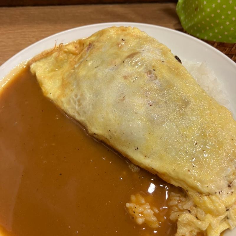オムレツカレー日替わり（ベーコン、オニオン）(カリーハウス コロンボ )