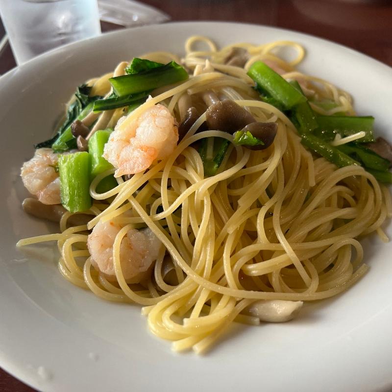 海老ときのこ、小松菜のオイルベースパスタ(Quirinale クイリナーレ)