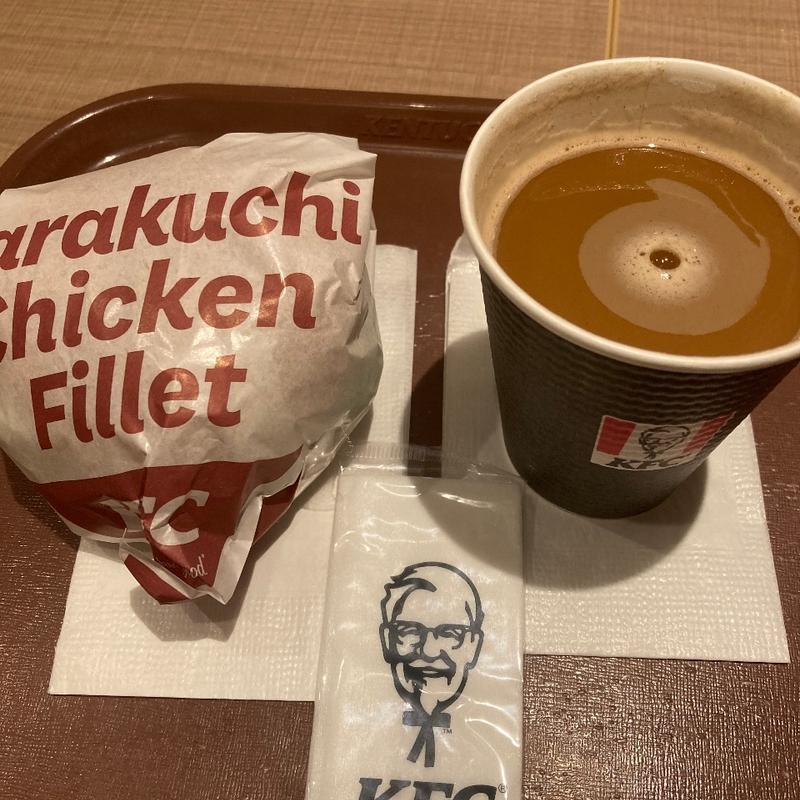 辛口チキンフィレバーガーと挽きたてリッチコーヒー(ケンタッキーフライドチキン名谷店)