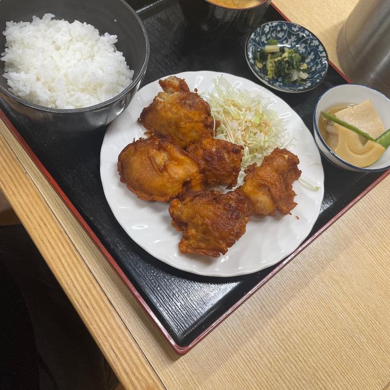 から揚げ定食(お食事処まるぎ)