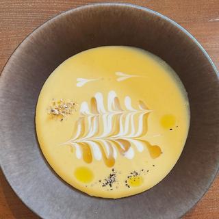 長崎県初夏にんじんと京都黒豆ほうじ茶スープ(curation)