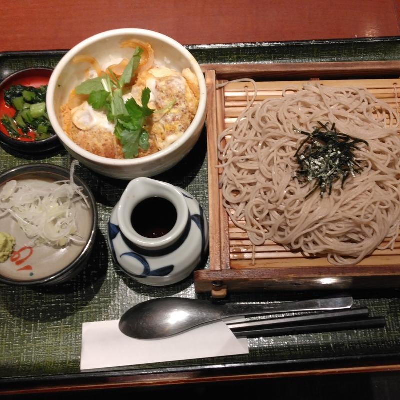 かつ丼定食(結月庵)