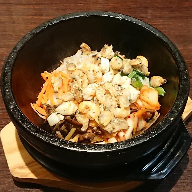 石焼き海鮮ビビンバ(チェゴヤ 東急百貨店たまプラーザ店)