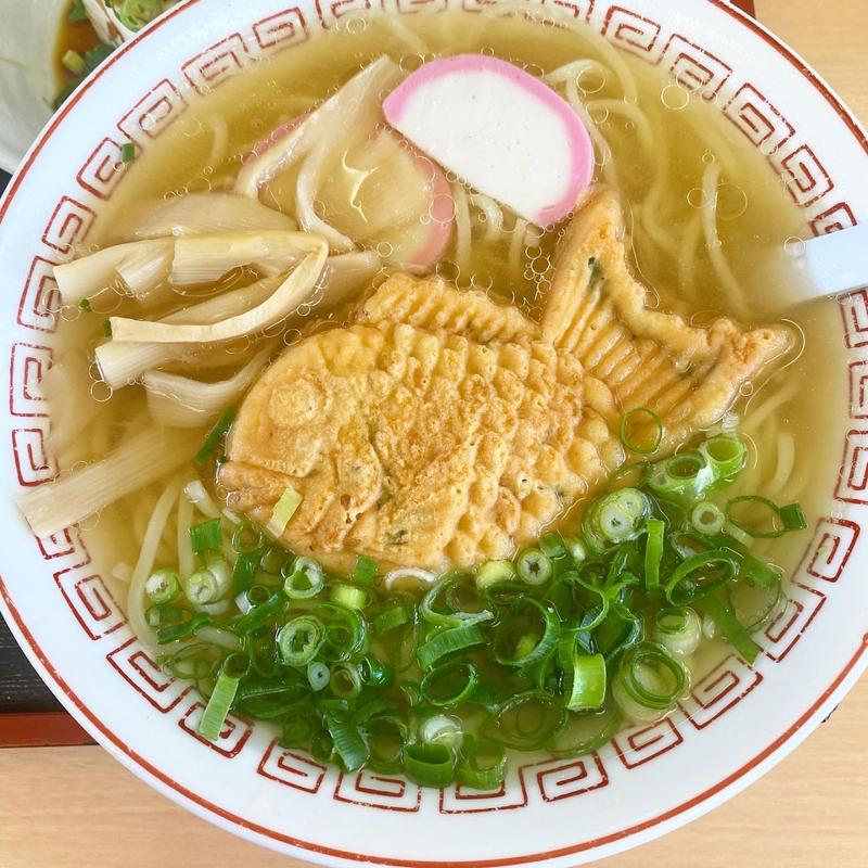 たい焼きラーメン餡じゃない(名代中華そば 山金)
