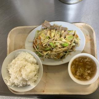 肉野菜炒定食(波止場食堂 レストハウス店)