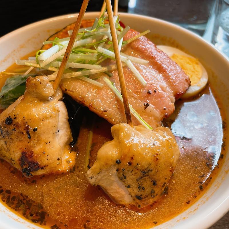 パリパリ知床鶏と野菜カレー(スープカリー スアゲ プラス 本店)