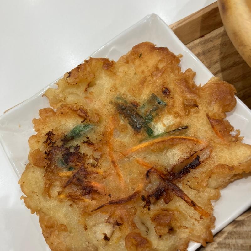 チヂミ(韓美膳 三井アウトレットパーク札幌北広島店  （ハンビジェ）)