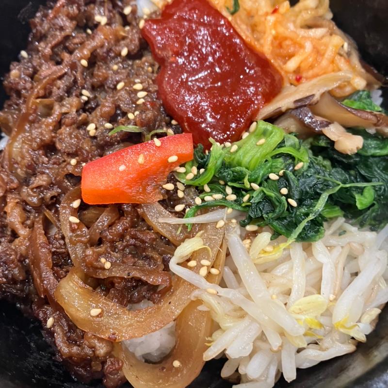 石焼ビビンバ(韓美膳 三井アウトレットパーク札幌北広島店  （ハンビジェ）)