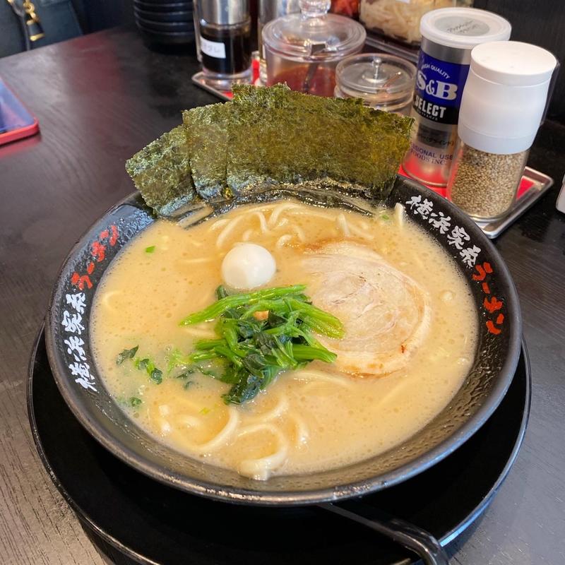 (横浜家系ラーメン有楽家津島店)