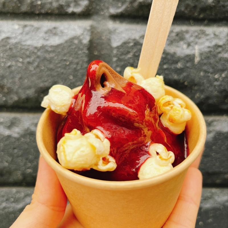 デリショコWCM(アイスクリーム&クレープ CALVA)