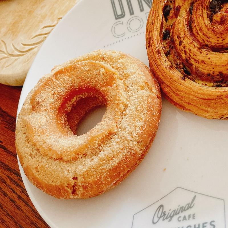 メープルシュガードーナツ(KOMO PAN)