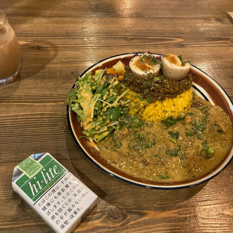 あいがけ+味玉(モネノニワ)