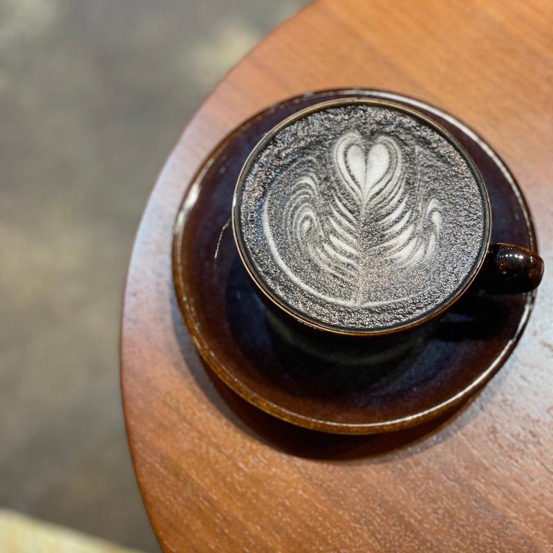 ブラックラテ(ajura 翹璹欏)