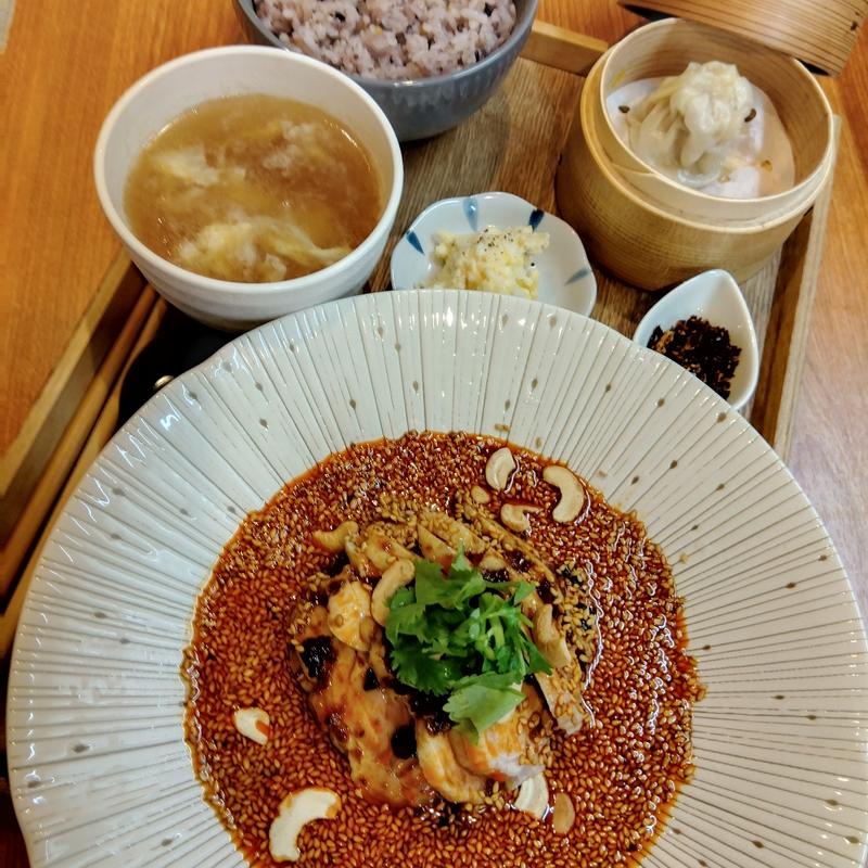 よだれ鶏定食(口水食堂 -ハオスイショクドウ-)