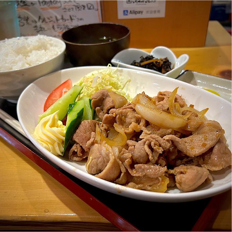 豚の生姜焼き定食(心の台所 たかしげ)