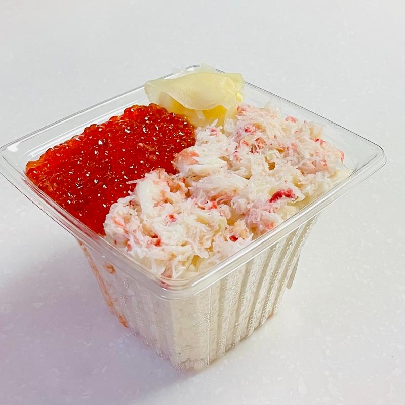 かに・いくら丼(すし屋のはなれ、)