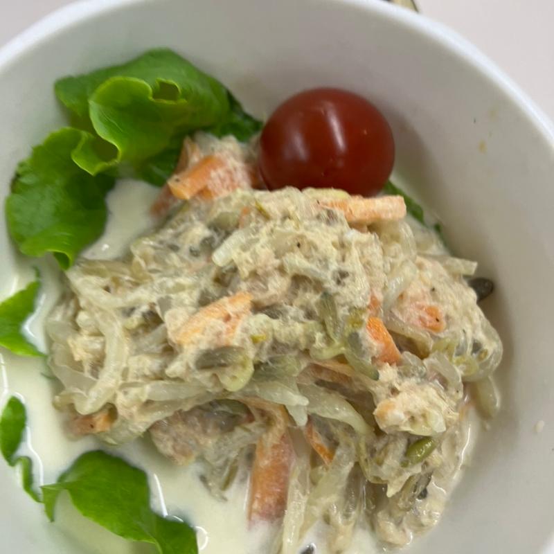 もやしとシーチキンのサラダ（本日の小鉢）(札幌市役所地下食堂)