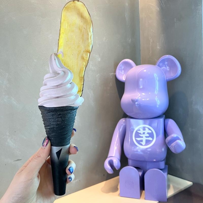 紫芋ソフトクリーム(高級芋菓子しみず 下北沢店)