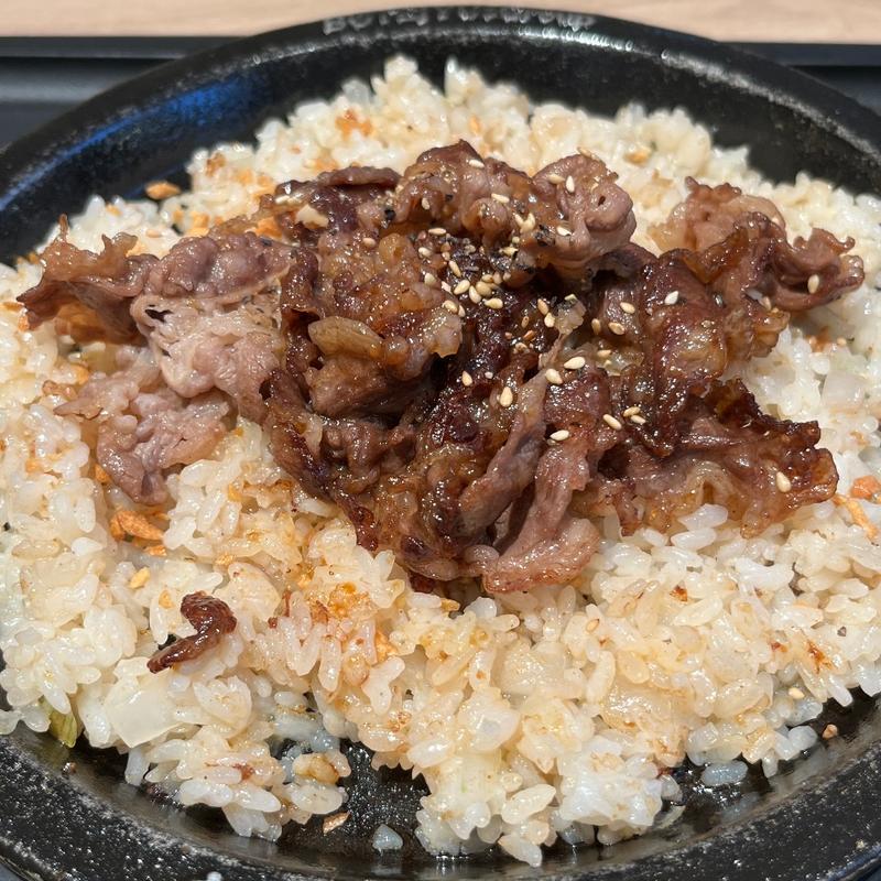 牛焼肉ペッパーガーリックライス(ぼてぢゅう 関西国際空港店 )