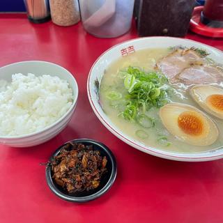 ラーメン 煮卵 ご飯(小)(博多成金ラーメン 東浜店 )
