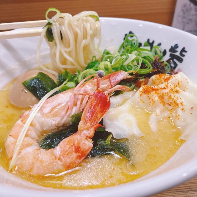 海老塩らーめん しぐれ煮とチャーシューのハーフ&ハーフ丼(らーめん砦 京町堀店)