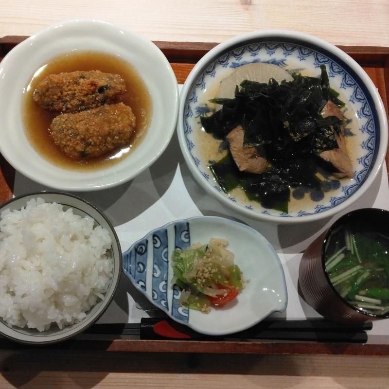 煮魚定食(魚 陽月 （さかな ひづき）)