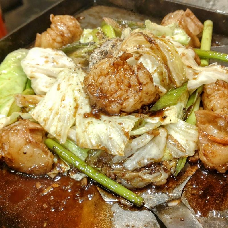 大とろホルモン焼き (塩) (味噌)（醤油）(芝浦食肉 大森店)