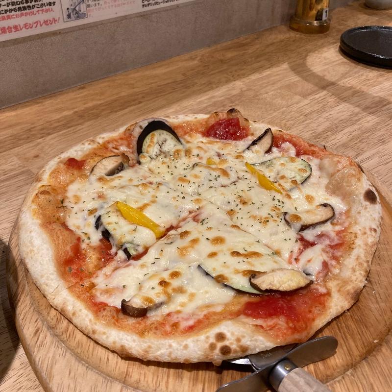 島根野菜ピッツァ(飲み放題500円 イタリアン酒場 肉処ももい 出雲駅前店 )