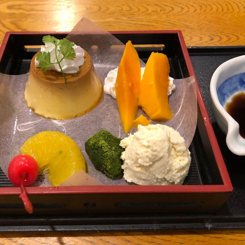 自家製 プリンアラモード《友禅》(藍屋 三郷店)