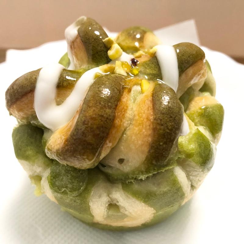 ピスタチオデニッシュ（店長のメチャ推し）(マルエツ 西新井店)