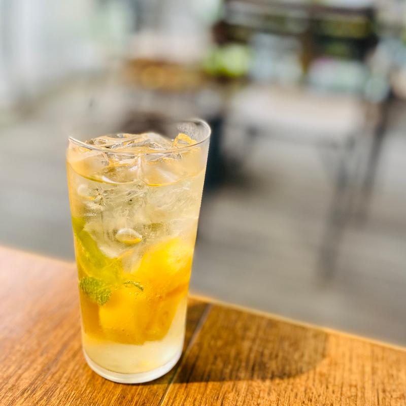 フレッシュハーブのハイボール(GROWERS CAFE)