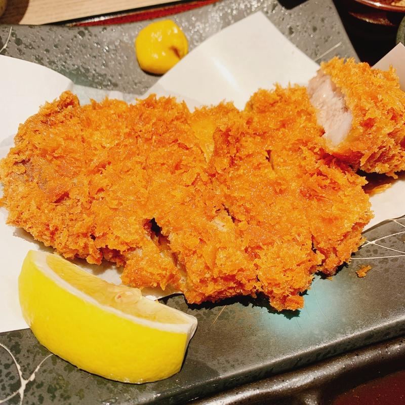 黒豚上ロースかつ定食(黒かつ亭 中央駅本店)