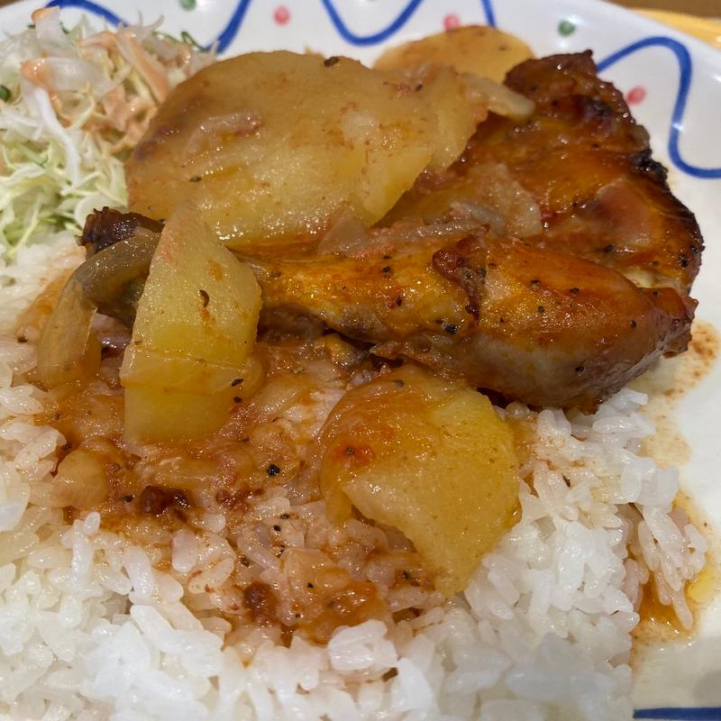 ローストチキンレッグ & ポテト(𝐐𝐔𝐀𝐒İ𝐒 𝐁𝐔𝐑𝐆𝐄𝐑)