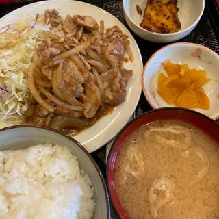 豚肉ニンニクソース炒め定食(pコック)