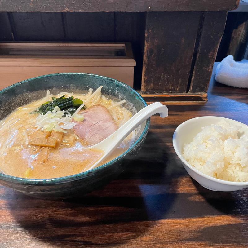味噌ラーメン(北海道らーめん　味丸)
