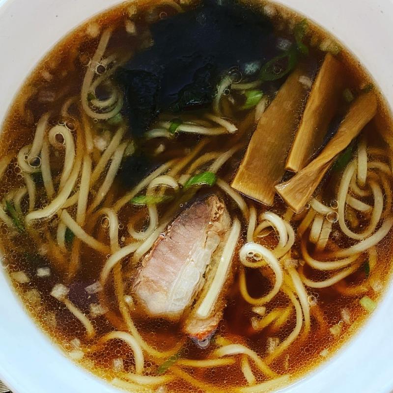 お水がいらないカドヤ食堂中華そば((株)キンレイ)