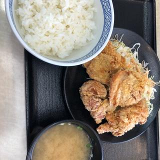 唐揚げ定食(吉野家 ５０号線ＢＰ太田店 )