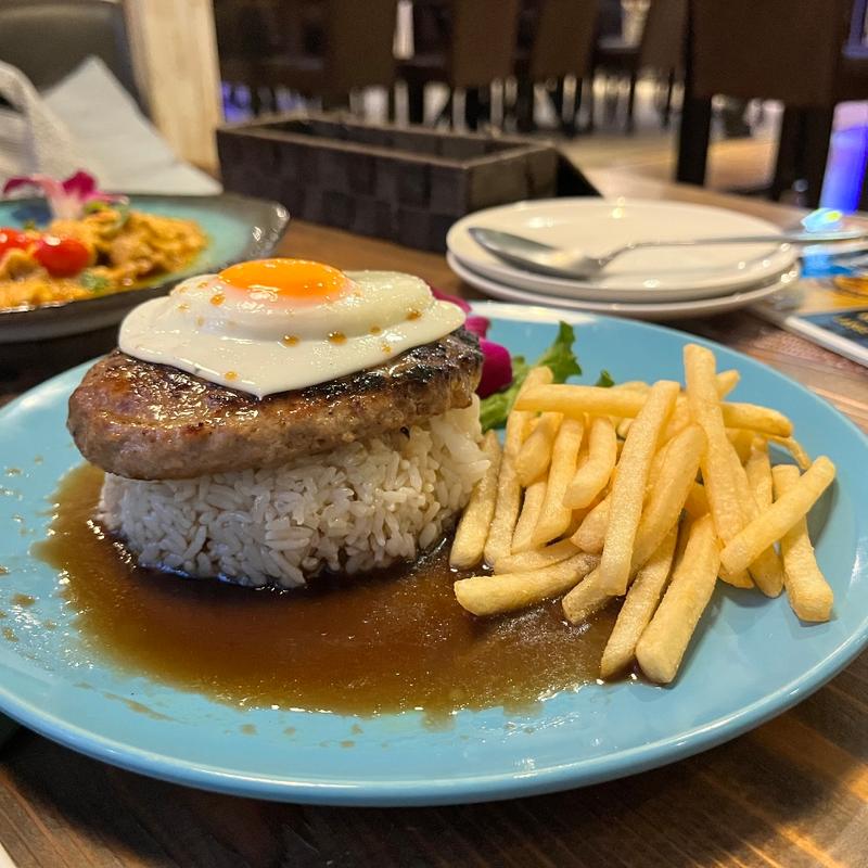 (アジアンカフェ＆ダイニング フランジパニ)