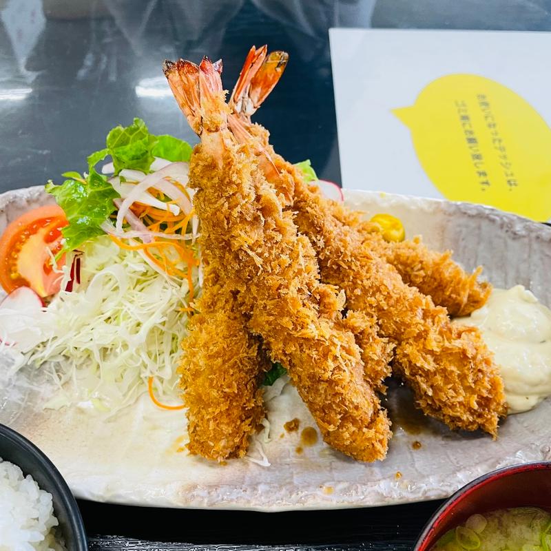 エビフライ定食(御食事処みや川)
