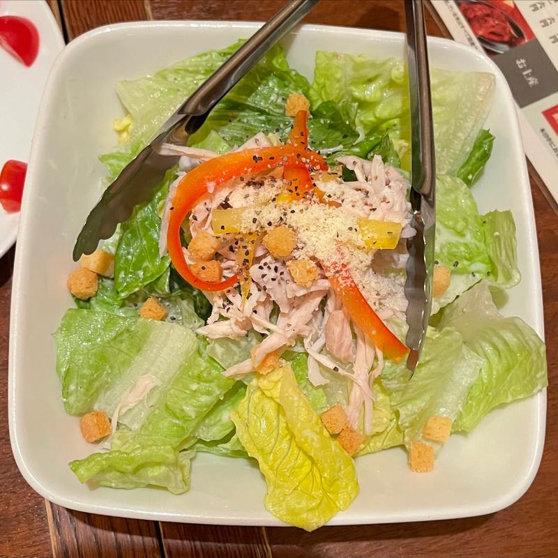 シーザーチキンサラダ(骨付鳥 一鶴 西梅田店)