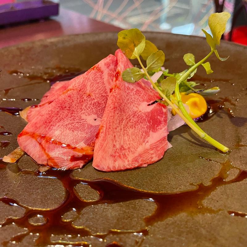 瞬間スモークタン刺し(でっせ （アサマデヤキニク デッセ）)